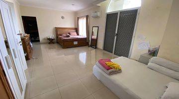 Gambar 4 Dijual Rumah Full Furnished Cluster Rome Pik