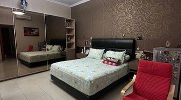 Gambar 5 Dijual Rumah Semi Furnish Permata Buana Lt 200 M² Jakarta 