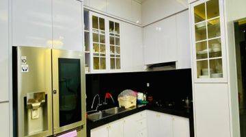 Gambar 4 TURUN HARGA!! Dijual Rumah Jelambar Bangunn Baru 4Lt Full Furnish