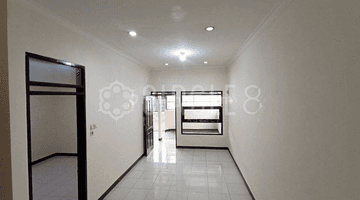 Gambar 3 Rumah Bagus Unfurnished SHM di Taman Kopo Indah Ii, Bandung