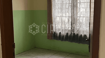 Gambar 3 Rumah Bagus Unfurnished SHM di Taman Kopo Indah Iii, Bandung