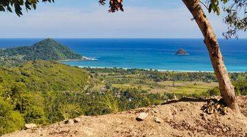 Gambar 1 Tanah Di Selong Blanak Dengan View Laut Dan Fasilitas Jalan Sudah Tersedia Dekat Dengan Air Terjun Dan Kompleka Villa Mewah Di Sebelahnya