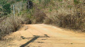 Gambar 2 Tanah Dengan Pemandangan Laut Dan Bukit Di Sekotong Barat , Harga Sangat Menarik