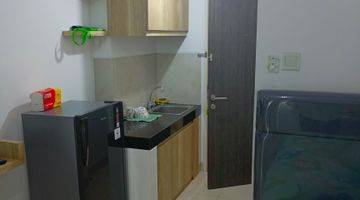 Gambar 1 Disewakan unit studio full furnish samping stasiun di bsd