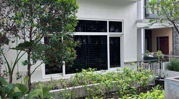 Gambar 2 Dijual Town House Springhill Kemayoran. Mewah. Bagus 