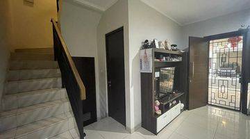 Gambar 4 Dijual Cepat Rumah 2 Lantai Di Burgundy Summarecon Bekasi

