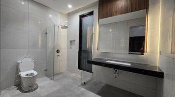 Gambar 2 Rumah SHM Dengan Private Pool Dan Lift di Sentul City, Bogor