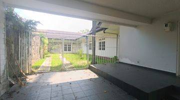 Gambar 2 Rumah SHM Dengan Halaman Luas di Sentul City, Bogor