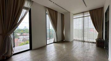 Gambar 3 Dijual Apartemen Senopati Suites Bagus Semi Furnished 