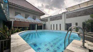 Gambar 1 Dijual Rumah Menteng ( Kolam Renang, Aquarium Besar)