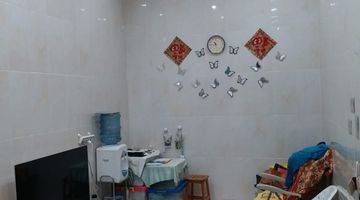 Gambar 1 Rumah 3 Lantai Bagus Furnished SHM di Taman Palem, Jakarta Barat