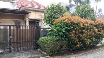 Gambar 1 DiJual Rumah  Hoek 1 1/4,siap huni, Lt,2KT+1,2KM +1, di Jl Kh Ahmad Dahlan,surat SHM,hadap Selatan