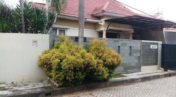 Gambar 2 DiJual Rumah  Hoek 1 1/4,siap huni, Lt,2KT+1,2KM +1, di Jl Kh Ahmad Dahlan,surat SHM,hadap Selatan