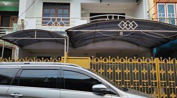 Gambar 2 Dijual murah rumah dua lantai di Villa tomang indah duri kepa