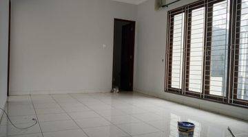 Gambar 4 Dijual Cepat Rumah Murah Siap Huni di Emerald Bintaro Jaya Sc 13143