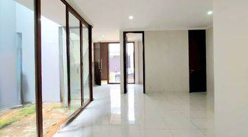 Gambar 4 Rumah 2 Lantai Minimalis Modern Discovery Bintaro Sektor 9 Sc 14903