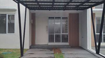 Gambar 1 Disewakan Rumah 1lt + Mezzanine Sdh Ada Canopy, Floor Hal Blkng Aster Paramount Petals