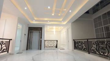 Gambar 1 Rumah Di Venice Kuda Laut 1200m2 4 Lantai Furnish Mewah