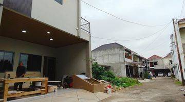 Gambar 2 Rumah 2 Lantai Full Furnished Di Munjul Cipayung Jakarta Timur