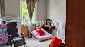 Gambar 1 RUMAH GREEN COURT 6 x 17 Semi furnished 