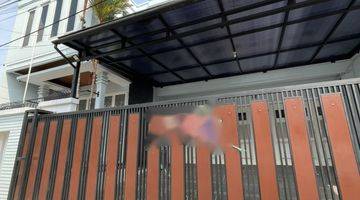 Gambar 1 Rumah di Tebet Akses Jalan 2 Mobil