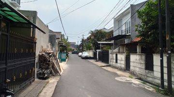 Gambar 4 Rumah Lama Hitung Tanah Di Cipete 