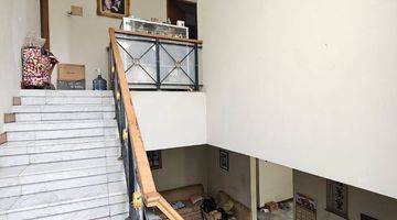 Gambar 4 Dijual Rumah 2 Lantai Terawat Dalam Townhouse Cilandak