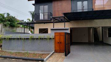 Gambar 5 Rumah 2 Lantai Brand New di Puspita Loka Bsd 