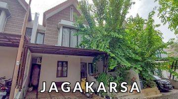 Gambar 1 Rumah Cantik Dalam Townhouse Jagakarsa Ciganjur Jakarta Selatan. 
