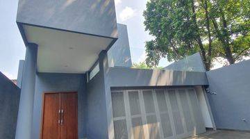 Gambar 5 Dijual Rumah Mewah Modern di Cilandak

Jakarta Selatan