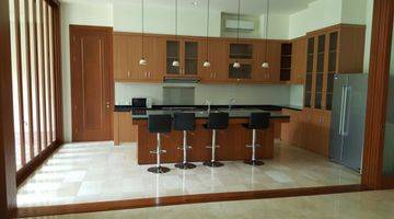 Gambar 4 Big Luxury House For Rent at Cipete Jakarta Selatan