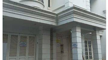 Gambar 1 Rumah Mewah Dalam Townhouse Exclusive Dan Strategis Di Lebak Bulus Jakarta Selatan

