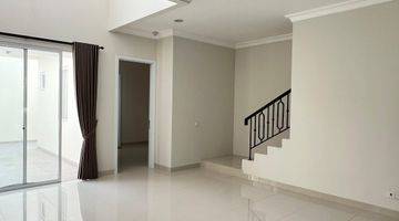 Gambar 5 Rumah 10x20 Kt 3+1 Semi Furnished SHM Cluster Vivacia Eminent Bsd