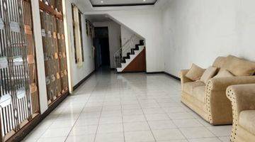 Gambar 3 Rumah Dijual Cepat Plus Swimming Pool di Batununggal Bandung