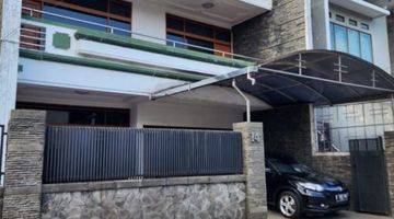 Gambar 4 Rumah Dijual Cepat Plus Swimming Pool di Batununggal Bandung