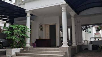 Gambar 1 Rumah di Jl. Cianjur Menteng Jakarta Pusat. SHM Bagus