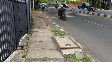 Gambar 1 Rumah di Jln. Prapanca Jakarta Selatan. SHM Bagus