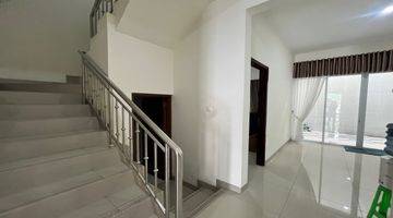 Gambar 4 Dijual Rumah Siap Huni Dekat Cikini Sektor 5 Bintaro Semi Furnished