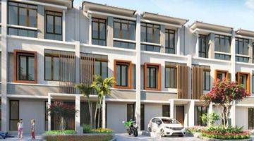 Gambar 1 Dijual Rumah 3 lantai di Quin at Casa Jardin Resindence