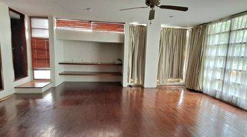 Gambar 5 Townhouse Area Kemang Jakarta Selatan