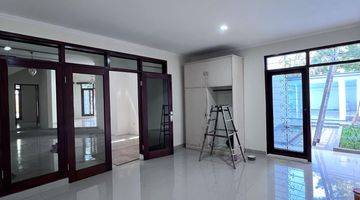 Gambar 5 RUMAH POSISI HOOK NEW RENOVATED DI KOMPLEK ELIT CINERE