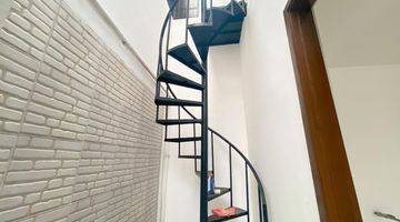 Gambar 4 Dijual Rumah Mewah Hook Cluster Discovery Bintaro