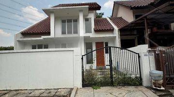 Gambar 1 Dijual Rumah 2 Lantai Hadap Utara Metland Puri