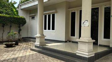 Gambar 1 Rumah Pondok Indah Lokasi Prime SHM Jarang Ada Row Jalan lebar