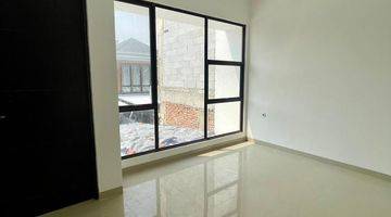 Gambar 3 Rumah Di Metland Puri Shm Lt 120 M2 Lb 170 M2 Hadap Selatan Baru