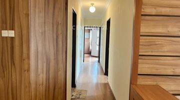 Gambar 4 Disewakan Apartemen Grand Tropic Furnished Renov Lantai Sedang