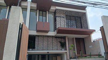 Gambar 1 Kemang Barat Rumah Tropical Modern Minimalis Tiga Lantai Kemang Jakarta Selatan