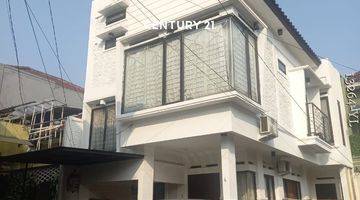 Gambar 1 Dijual Rumah Dlm Townhouse Asri Nyaman Di PisanganCiputat