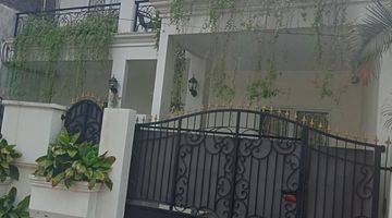 Gambar 5 Dijual Cepat Rumah baru 3 lantai di komplek PLN  Cipinang Muara .