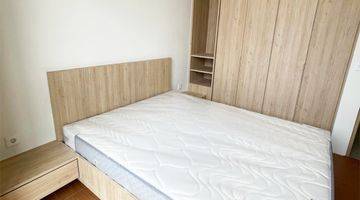 Gambar 3 Rumah 2 Lantai 3 Kamar Full Furnished di Tanakayu